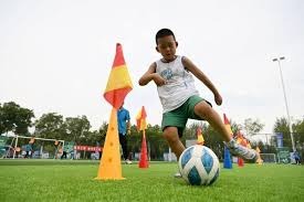 快船官方伤病报告显示保罗今天缺阵，原因是未随队