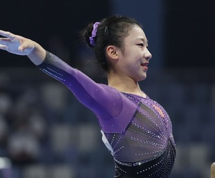 残特奥会举重比赛在东莞石龙开赛，134名运动员参与力量角逐